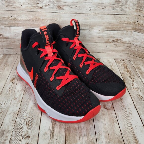 NIKE LeBron Witness V Men\'s 13 Black Bright Crimson Sneaker Shoes CQ9380-005 EUC main image 6